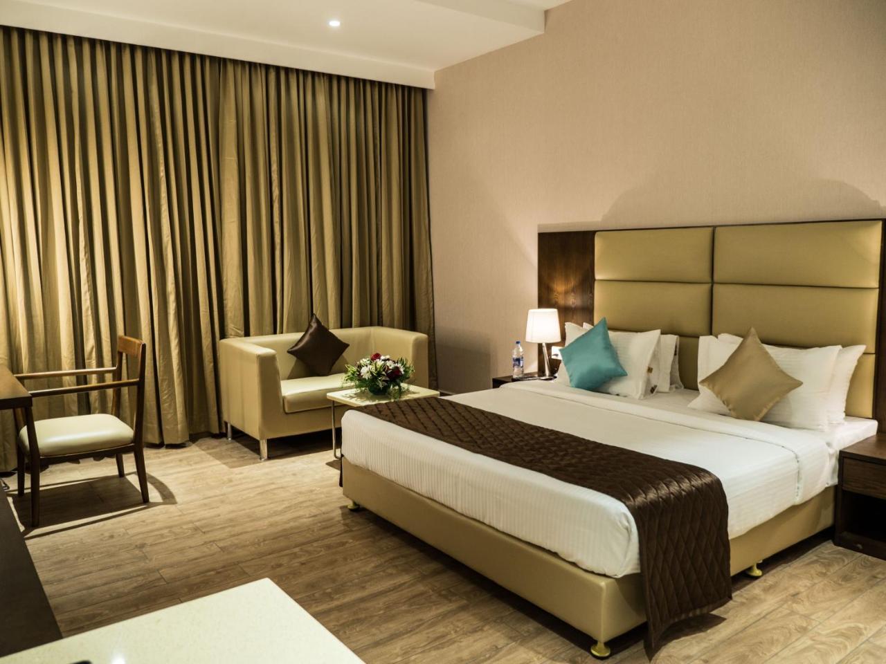 Grand Ashok Hotel Thanjavur Buitenkant foto