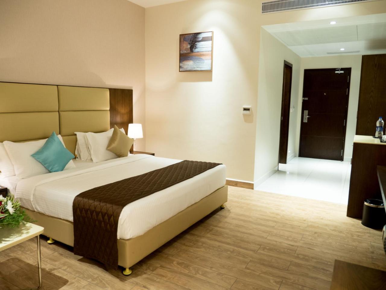 Grand Ashok Hotel Thanjavur Buitenkant foto